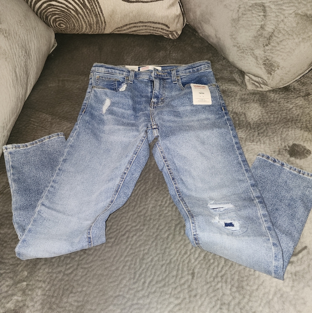 NWT boys distressed Levi's
